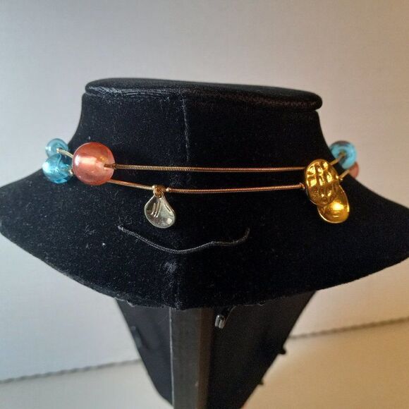 Gold Tone Metal and Red with Light Blue Beads Grandmacore kitsch - Picture 3 of 6